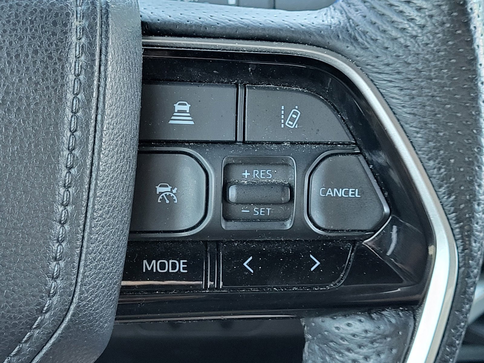 Used 2023 Toyota Tundra Platinum AWD/4WD image 19