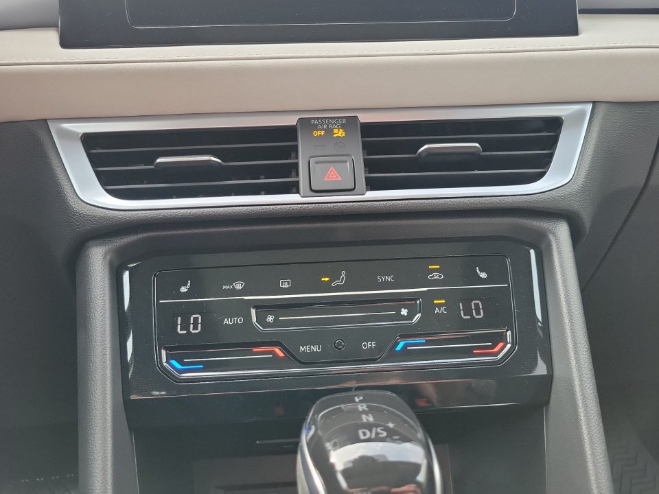 New 2026 Volkswagen Taos SE AWD/4WD image 18