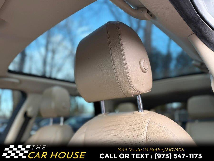 Used 2017 Land Rover Discovery Sport HSE image 12