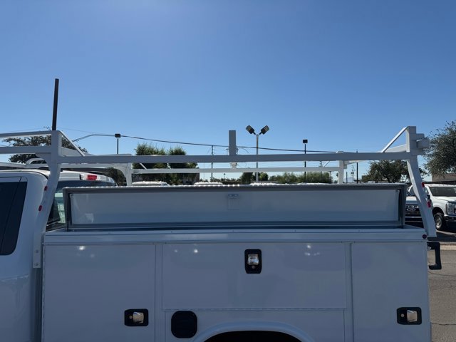 New 2026 Ford F250 XL w/ XL Chrome Package image 15