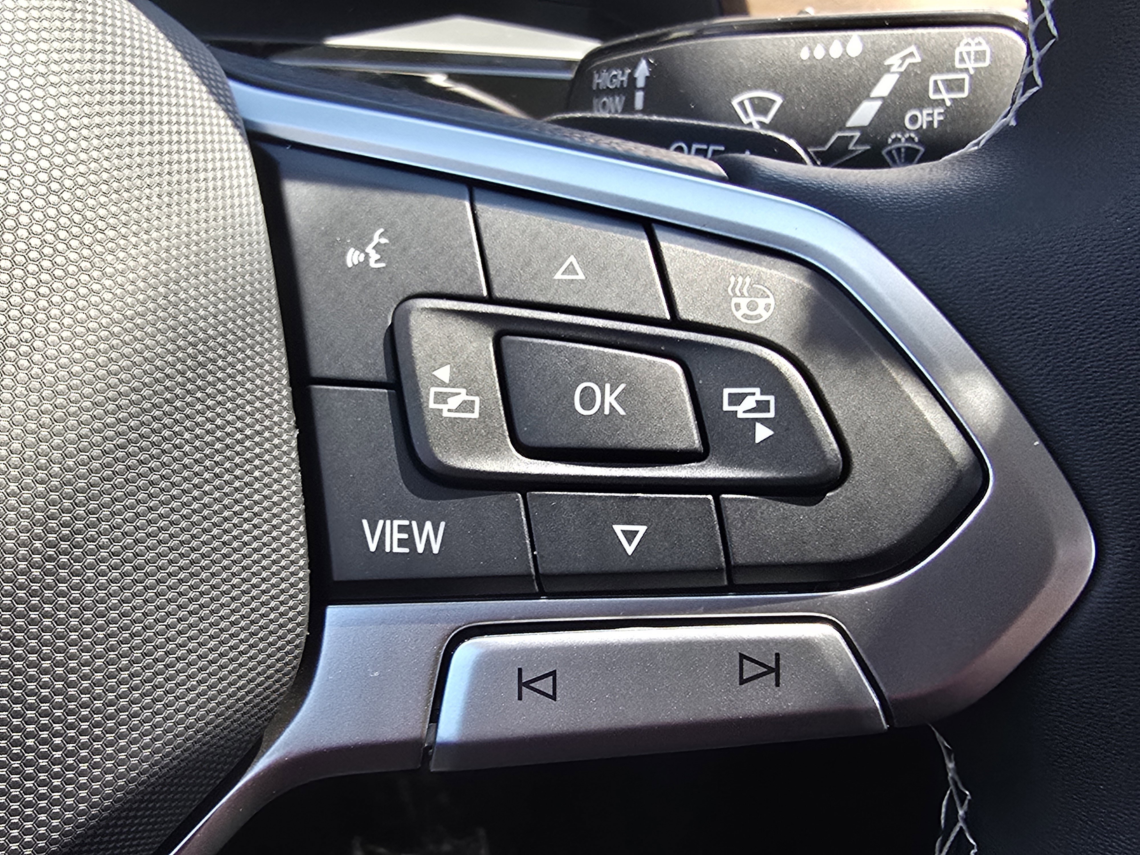 New 2026 Volkswagen Atlas SE AWD/4WD image 24