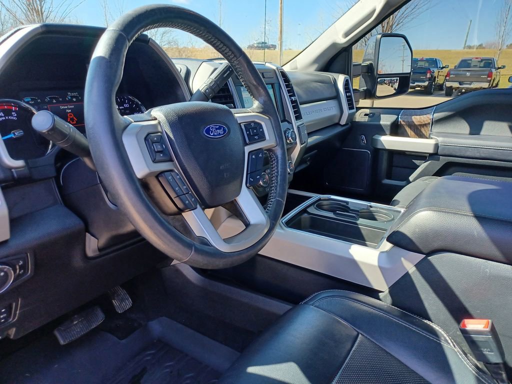 Used 2019 Ford F350 Lariat w/ Lariat Ultimate Package image 16