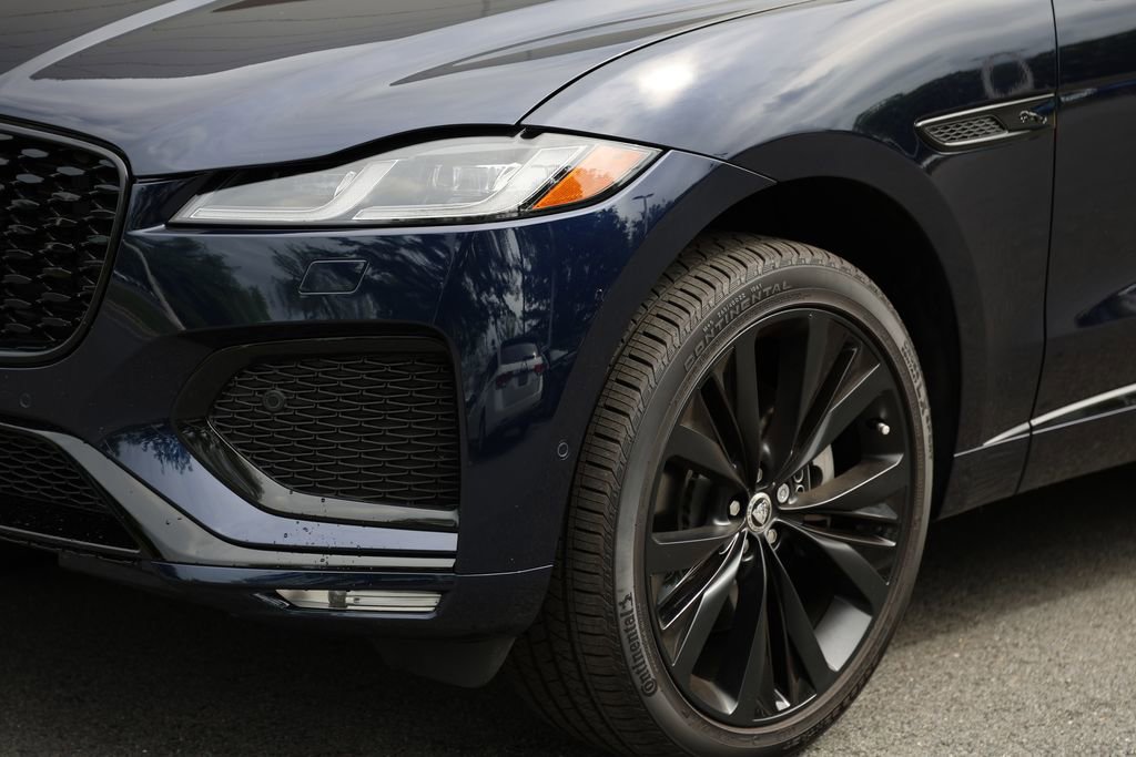 Used 2026 Jaguar F-PACE R-Dynamic S AWD/4WD image 8