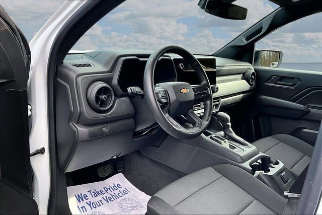Used 2023 Chevrolet Colorado W/T w/ Technology Package image 17