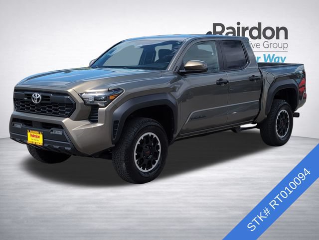 Used 2024 Toyota Tacoma TRD Off-Road AWD/4WD image 3