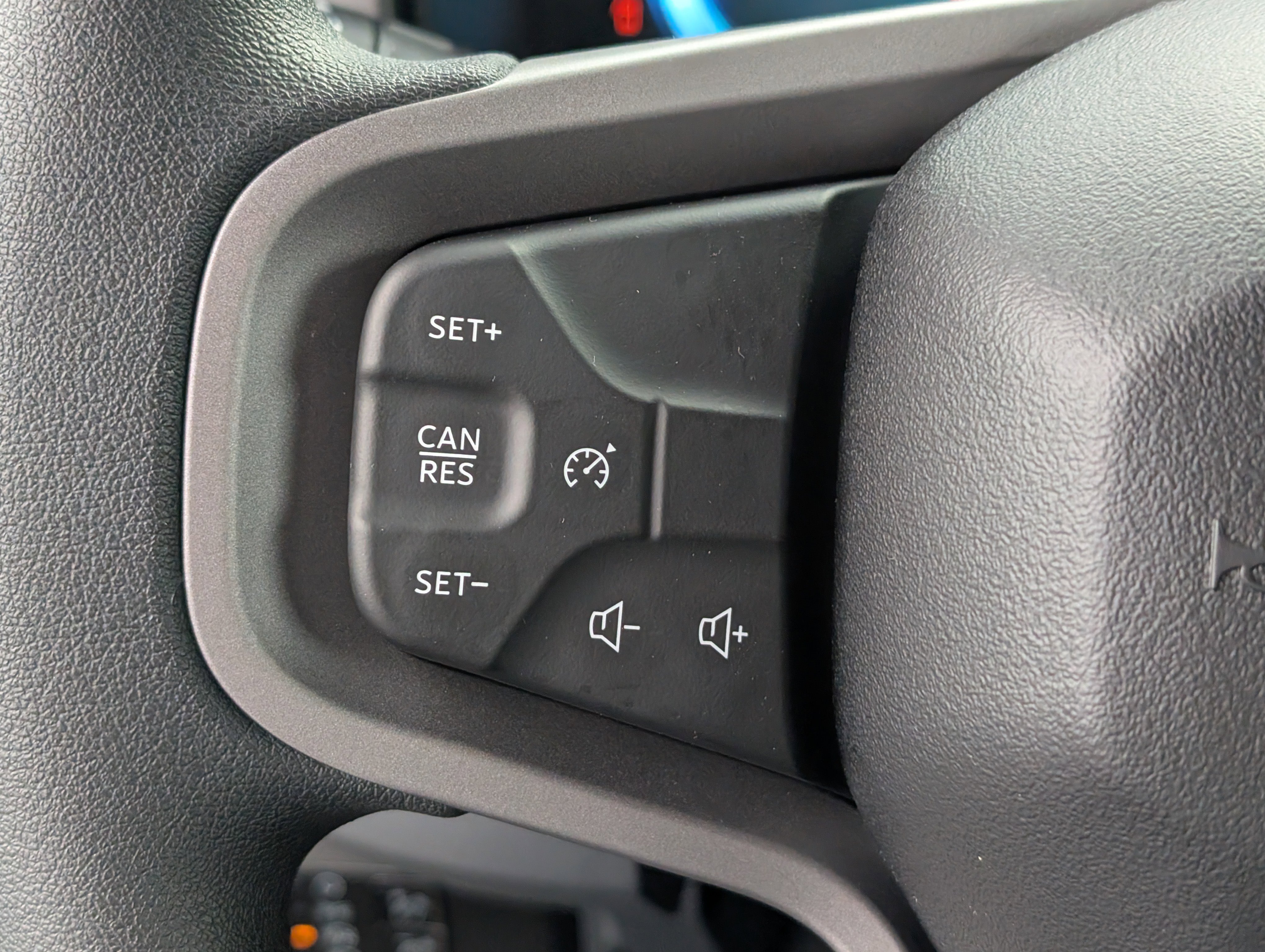 New 2025 Ford Bronco 4-Door image 19