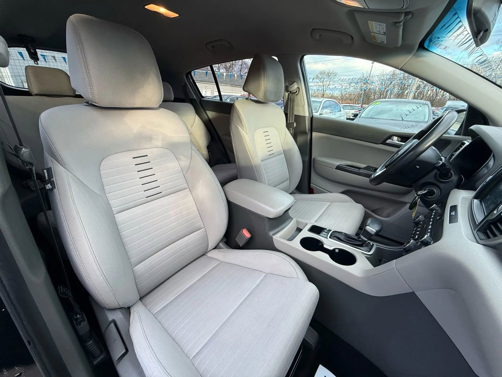 Used 2017 Kia Sportage LX w/ LX Popular Package image 47