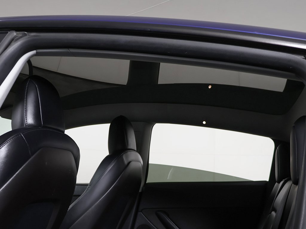 Used 2020 Tesla Model Y Long Range image 18