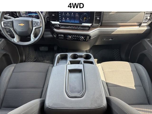 Used 2025 Chevrolet Silverado 2500 LT w/ Convenience Package AWD/4WD image 15