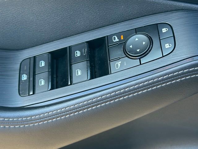 Certified 2023 Nissan Rogue SV w/ SV Premium B Package image 22