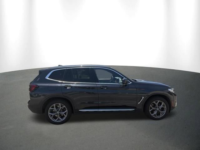 Used 2023 BMW X3 xDrive30i w/ Premium Package w/ZPA AWD/4WD image 17