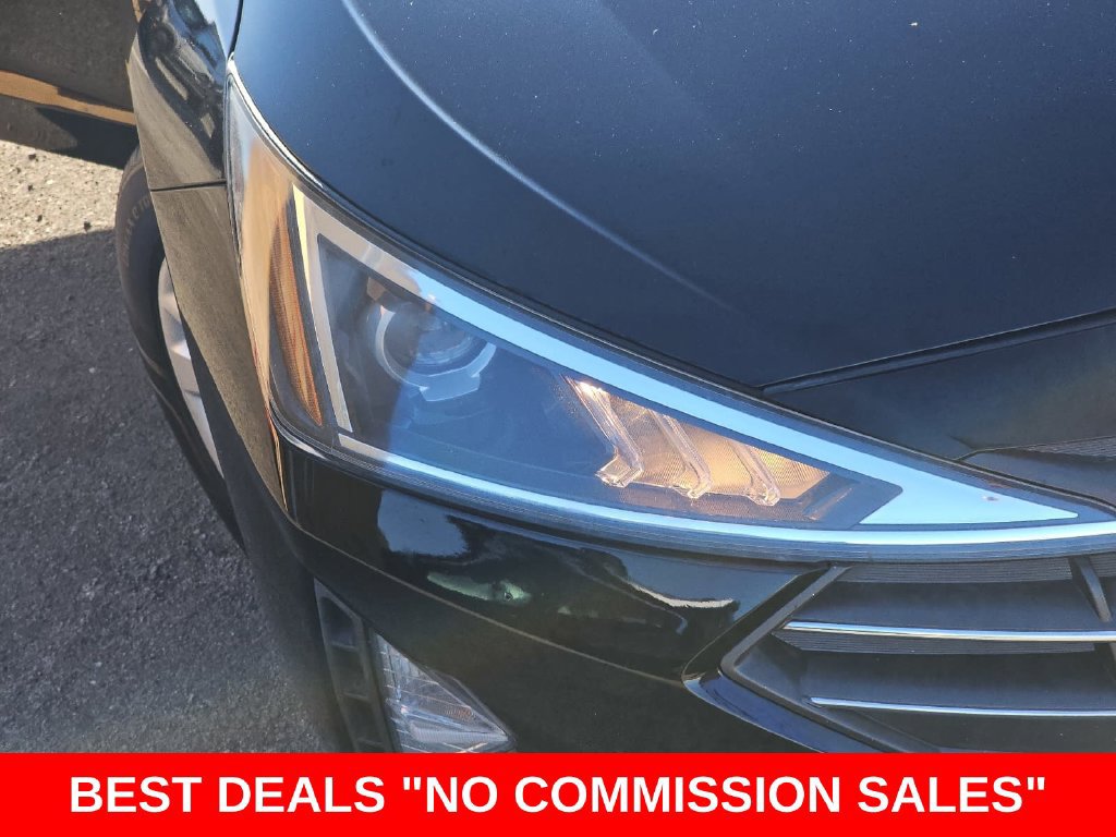 Used 2019 Hyundai Elantra SE FWD image 32