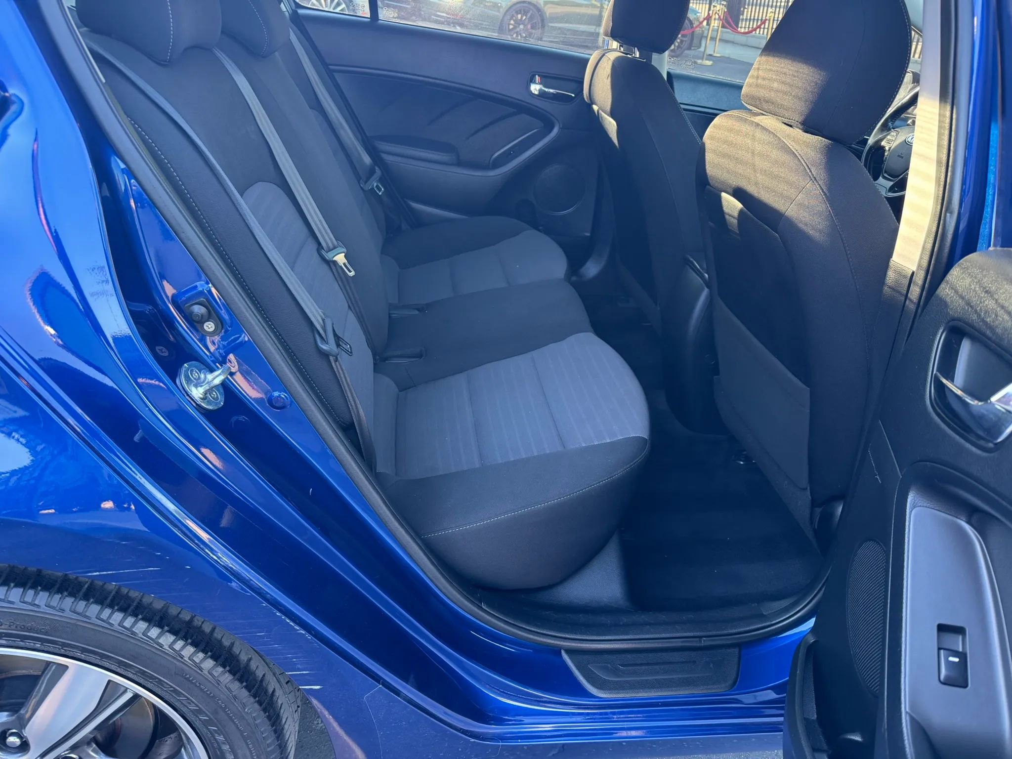 Used 2018 Kia Forte S w/ S Technology Plus Package FWD image 7