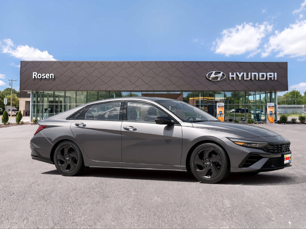 New 2026 Hyundai Elantra SEL Sport FWD image 5
