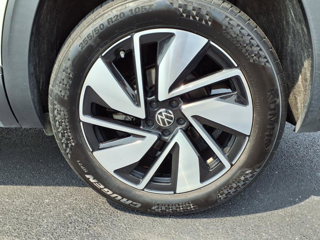 Used 2025 Volkswagen Atlas SE image 38