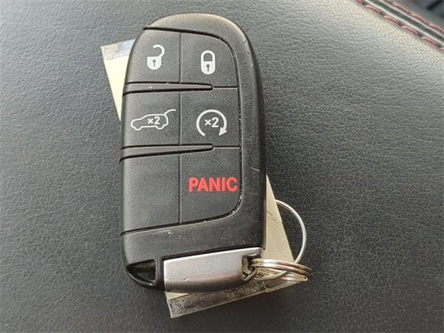 Used 2021 Dodge Durango R/T w/ Blacktop Package image 18