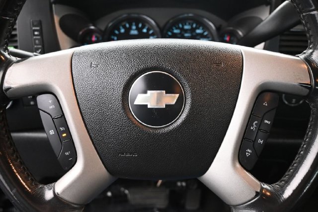 Used 2009 Chevrolet Silverado 1500 LT w/ Power Pack Plus AWD/4WD image 22