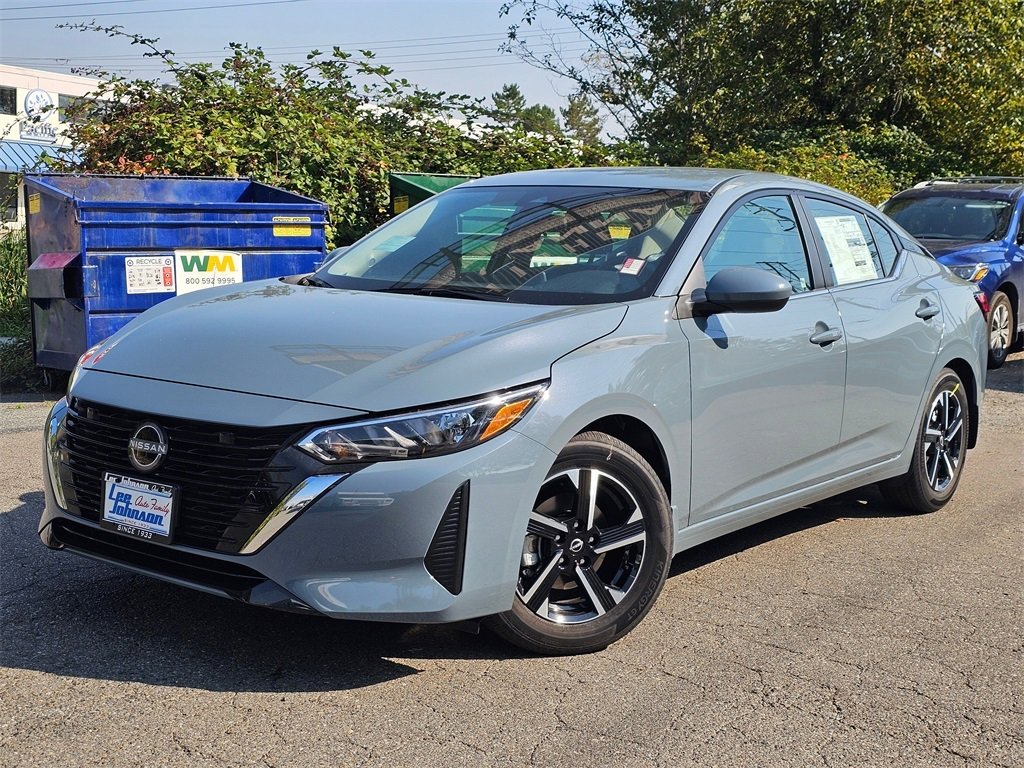 New 2025 Nissan Sentra SV
