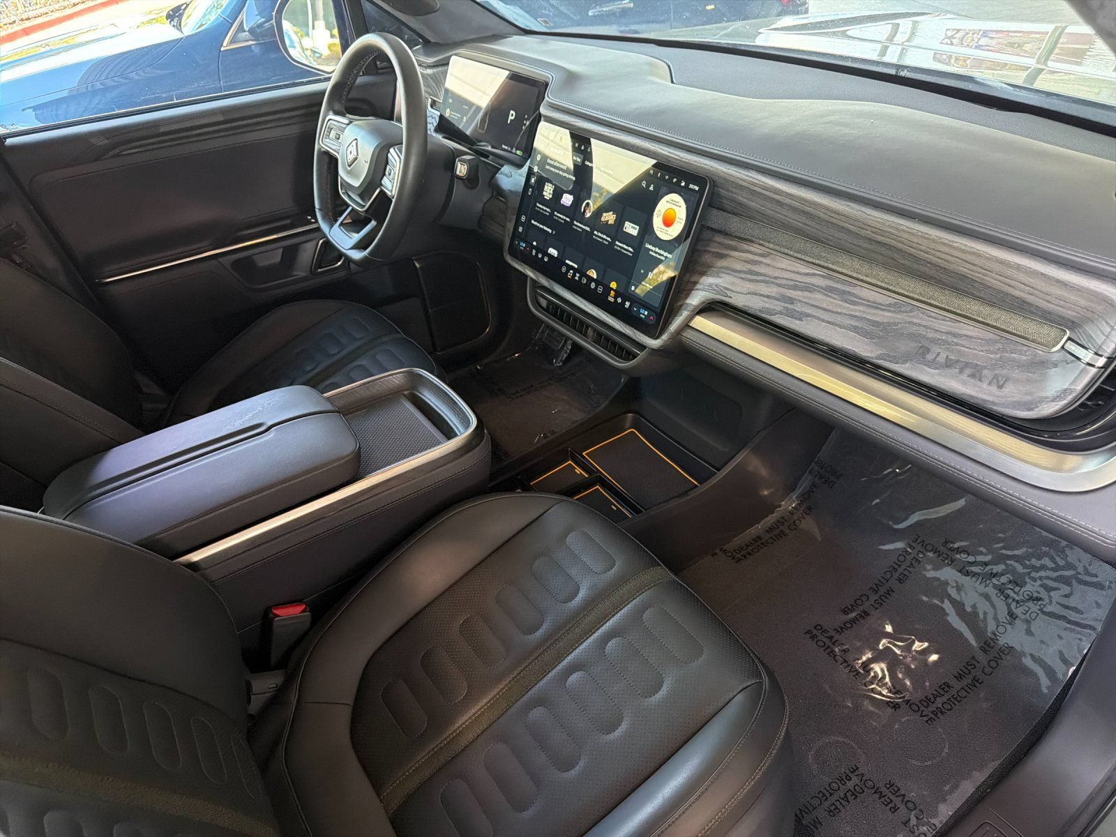 Used 2022 Rivian R1T Launch Edition AWD/4WD image 14