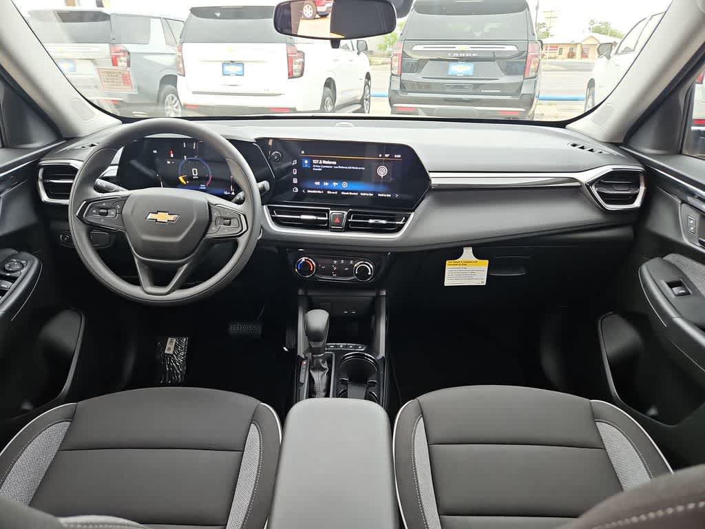 Used 2025 Chevrolet TrailBlazer LT FWD image 19