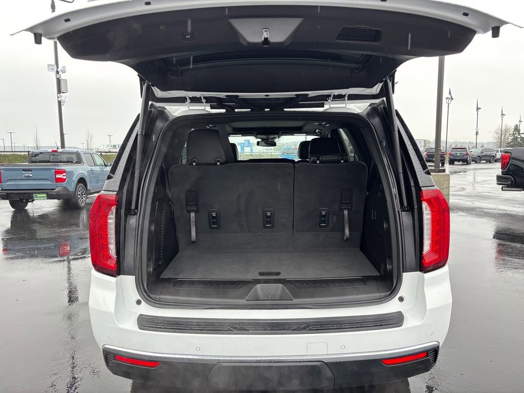 Used 2023 GMC Yukon SLT image 25