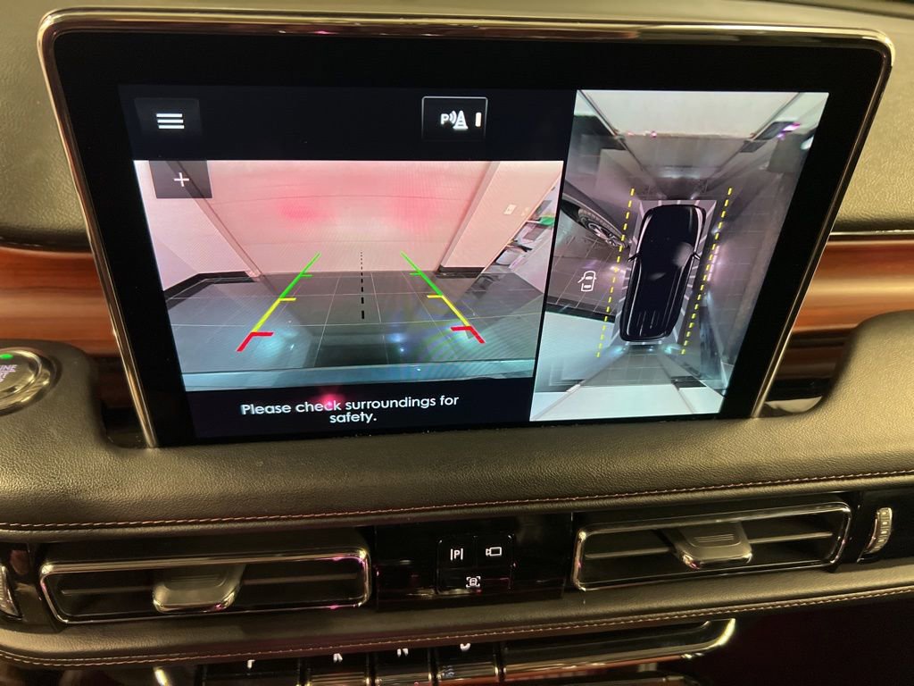 Used 2023 Lincoln Aviator Reserve w/ Equipment Group 201A image 12