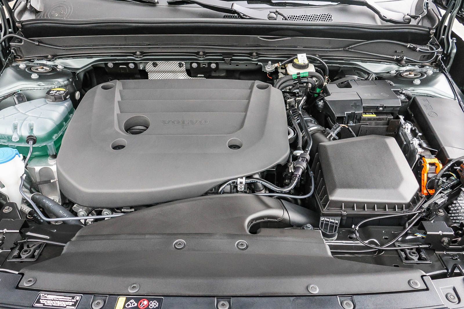 New 2026 Volvo XC40 B5 Plus w/ Protection Package Premier image 38