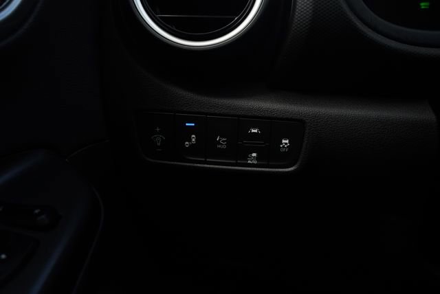 Used 2021 Hyundai Kona Ultimate FWD image 32