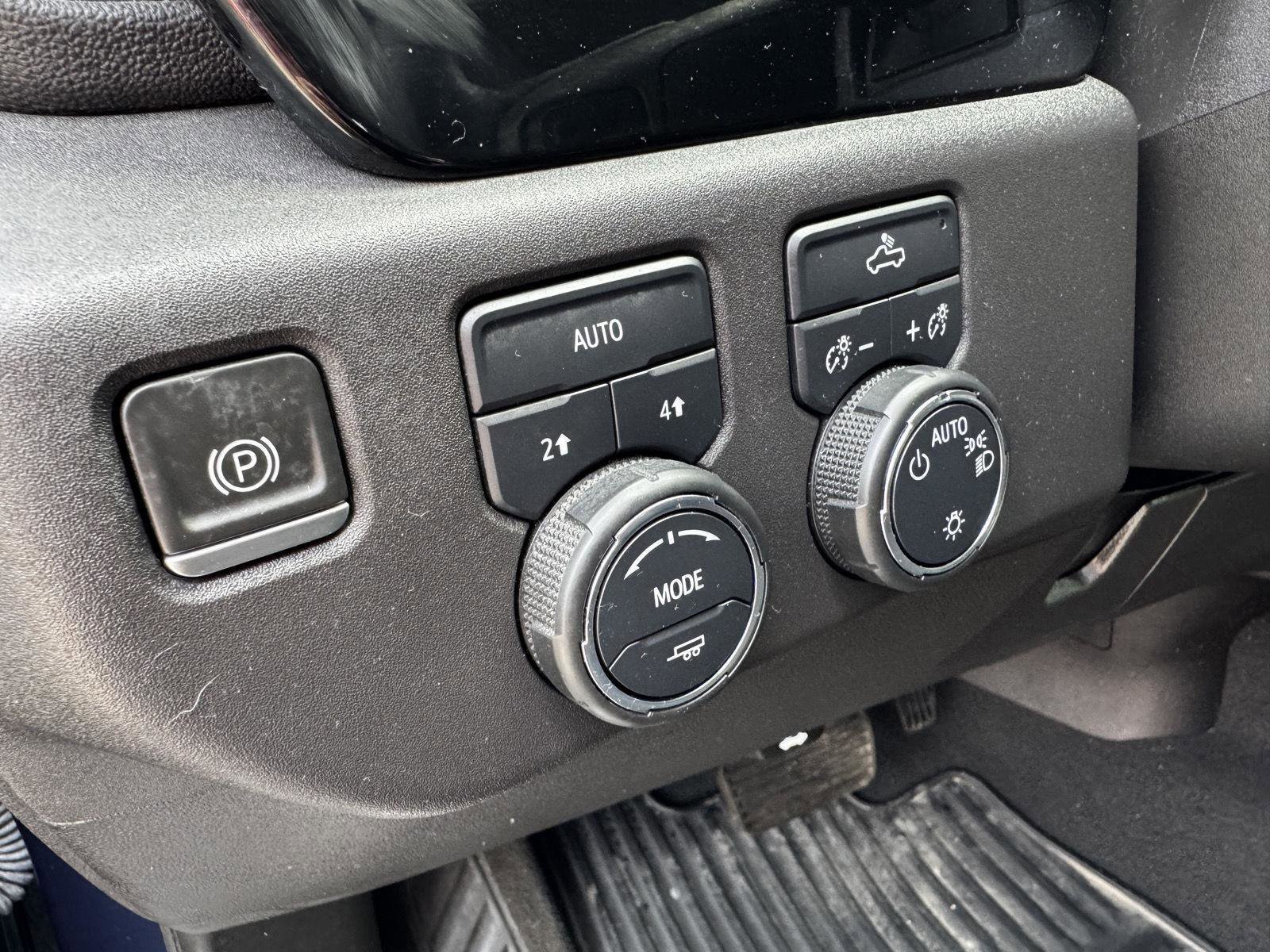 Certified 2023 Chevrolet Silverado 1500 LT AWD/4WD image 18