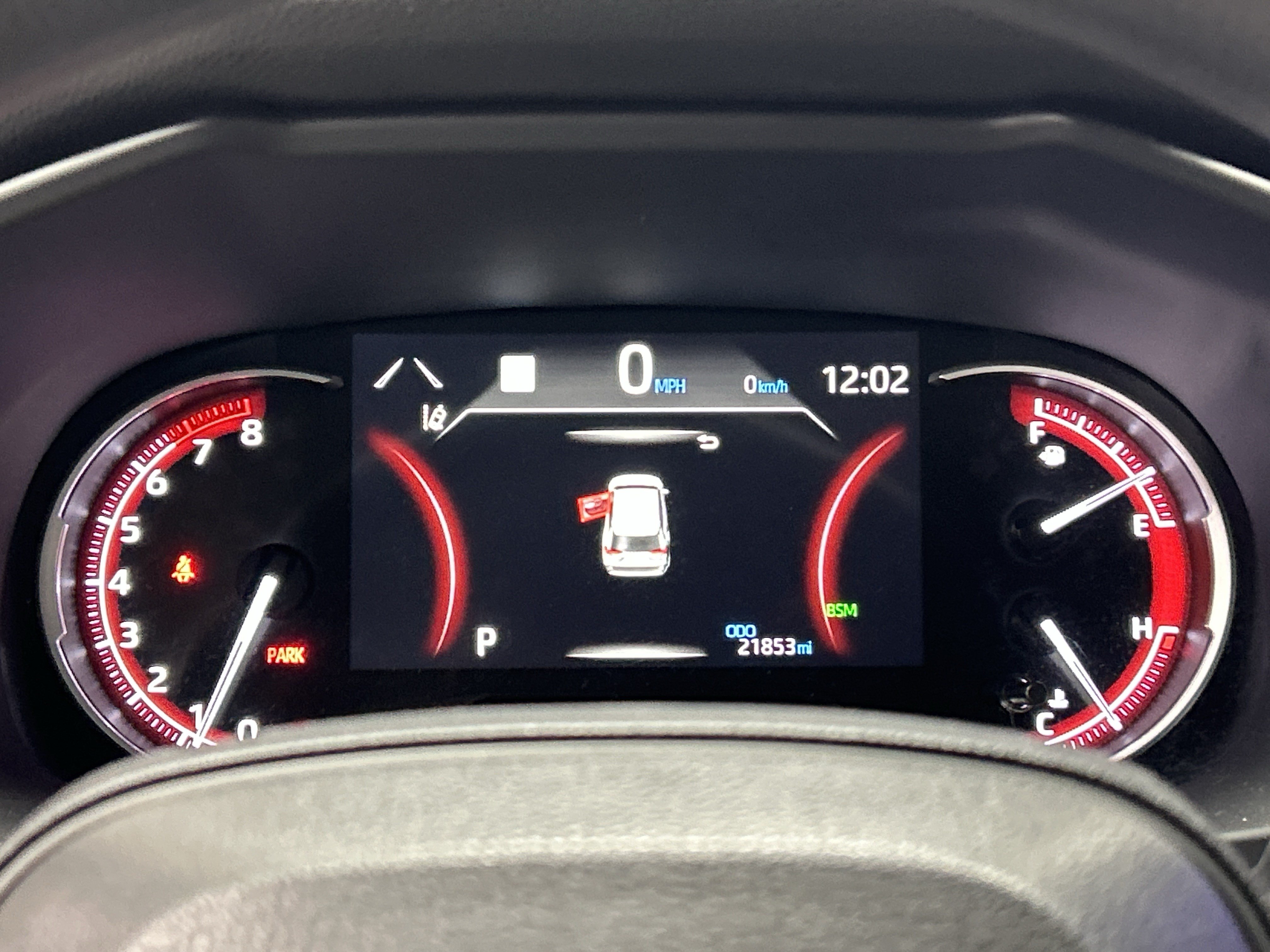 Used 2025 Toyota RAV4 XLE FWD image 21