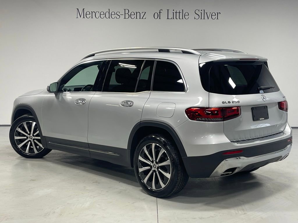 Certified 2022 Mercedes-Benz GLB 250 4MATIC image 3