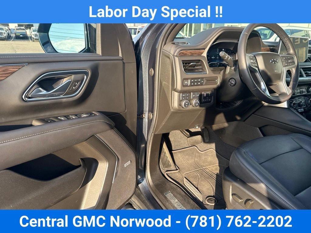 Used 2022 Chevrolet Tahoe Z71 w/ Off-Road Capability Package AWD/4WD image 14