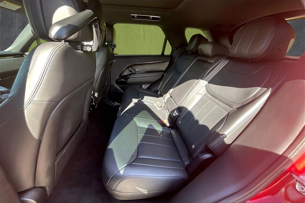 Used 2025 Land Rover Range Rover Sport Dynamic SE image 21