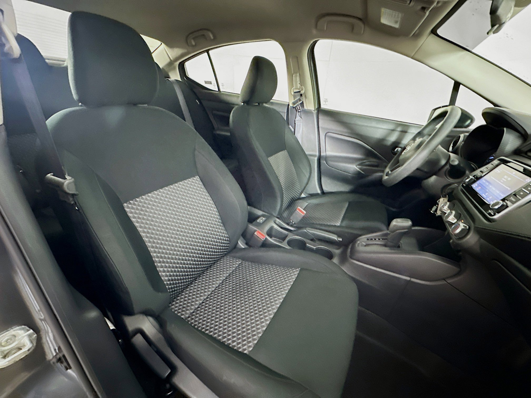 Used 2024 Nissan Versa S w/ Trunk Package image 28