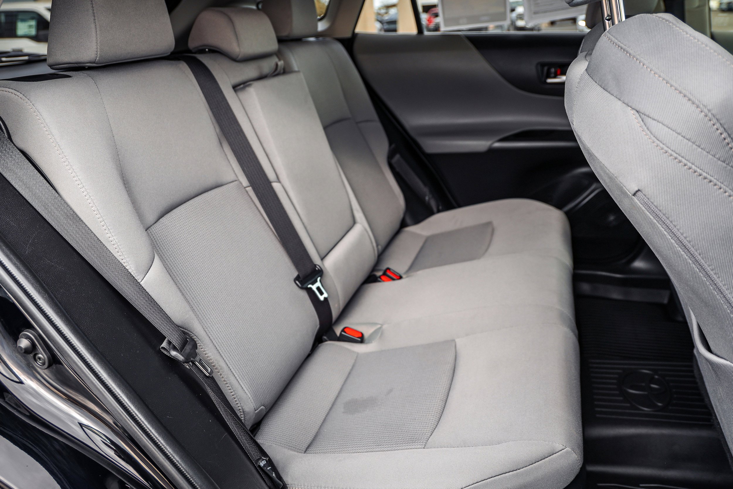 Used 2021 Toyota Venza LE image 13