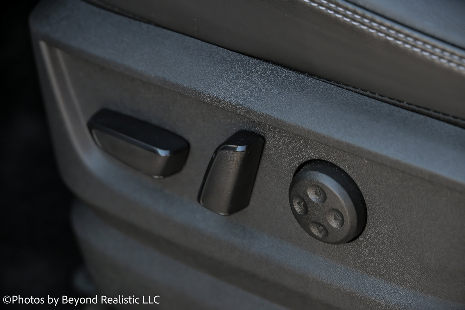 Used 2026 Nissan Armada PRO-4X image 30