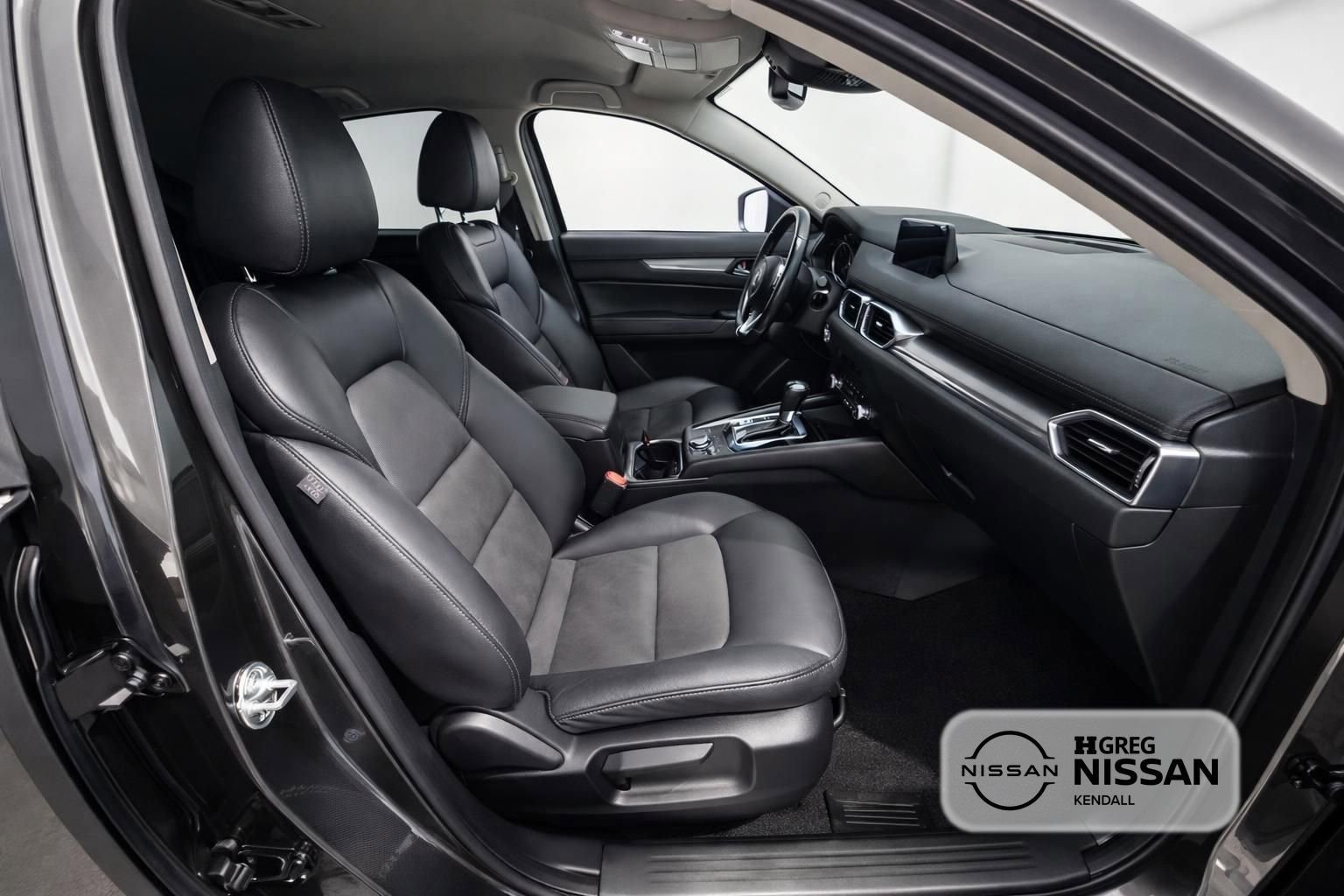 Used 2019 MAZDA CX-5 Touring FWD image 11