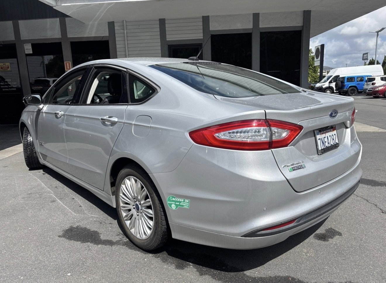 Used 2015 Ford Fusion Energi SE image 7