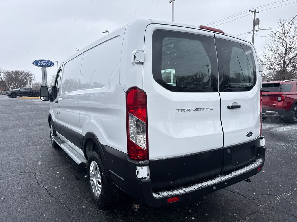 Used 2024 Ford Transit 250 Low Roof w/ Exterior Upgrade Package image 9