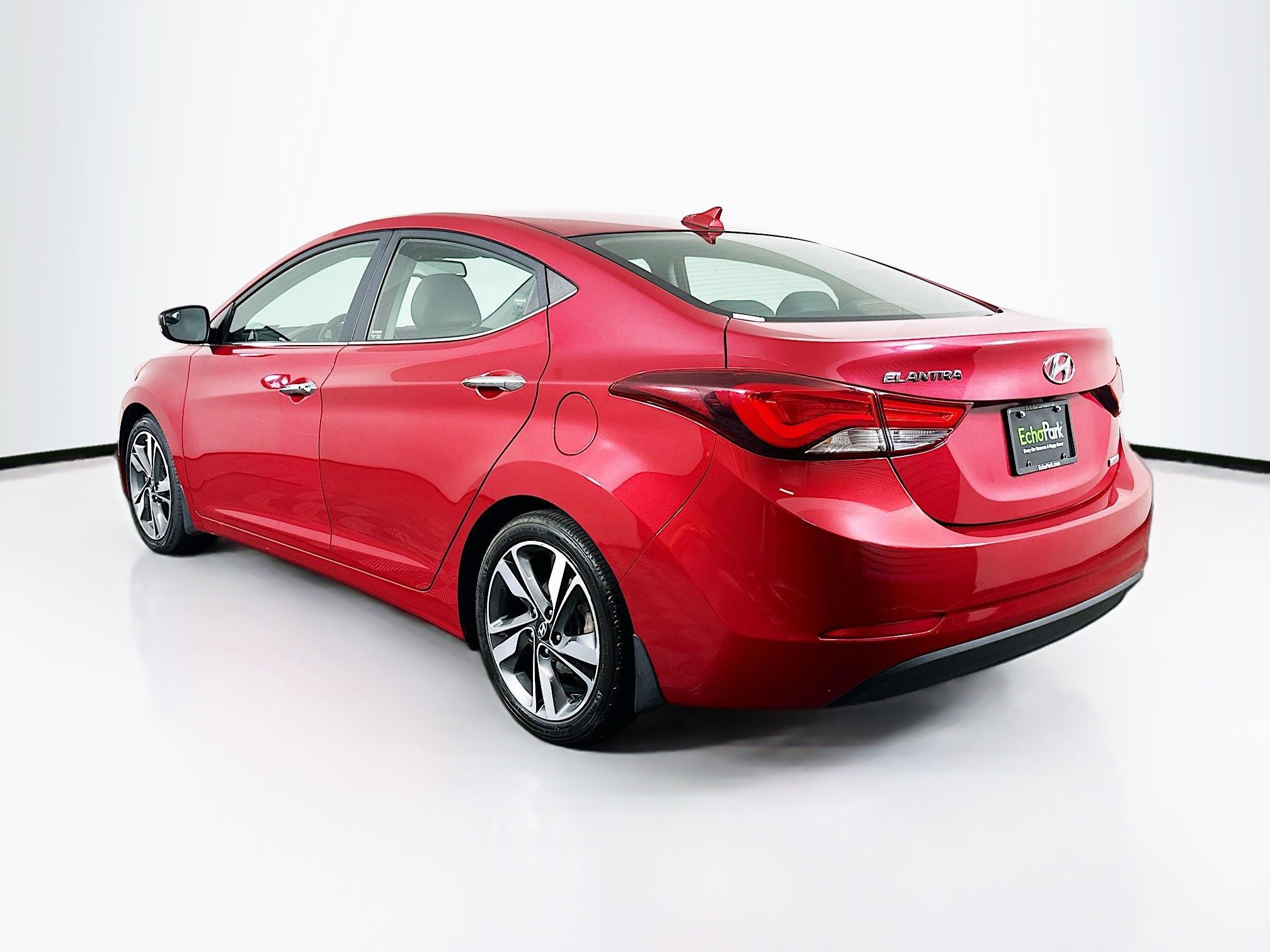Used 2016 Hyundai Elantra Limited FWD image 5