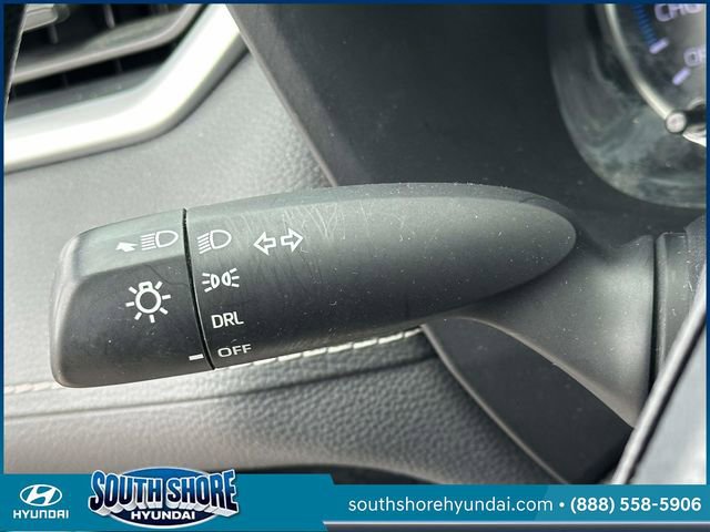 Used 2021 Toyota RAV4 LE image 10