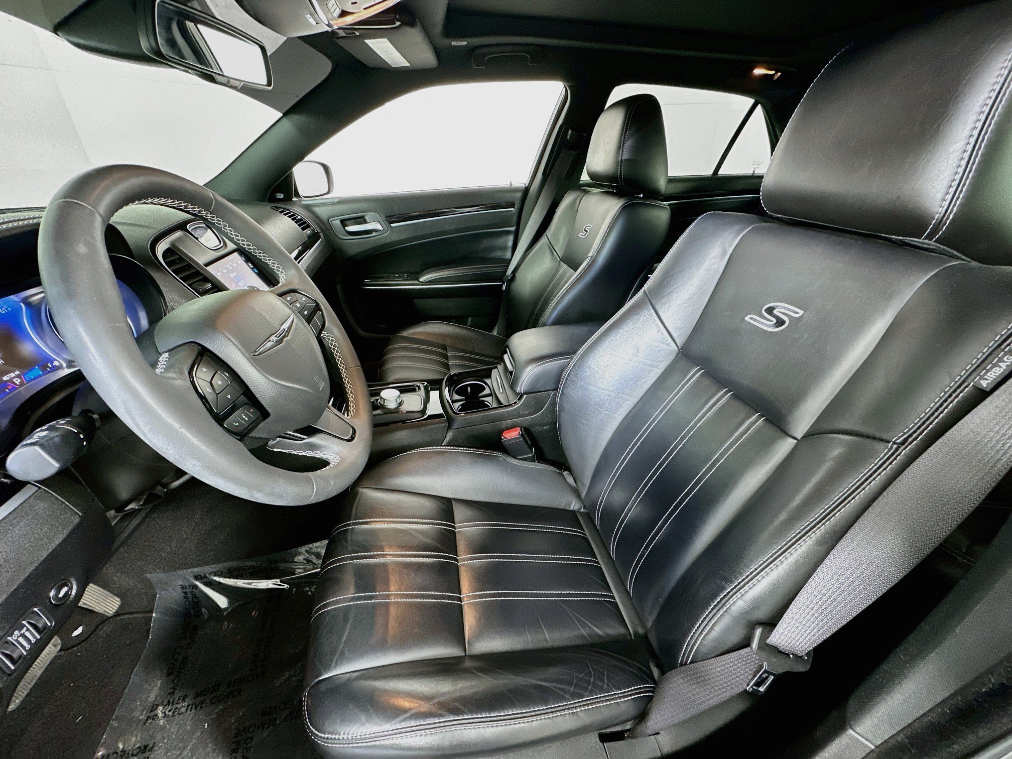 Used 2022 Chrysler 300 S RWD image 22