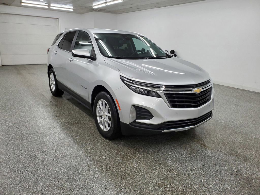 Used 2022 Chevrolet Equinox LT FWD image 3