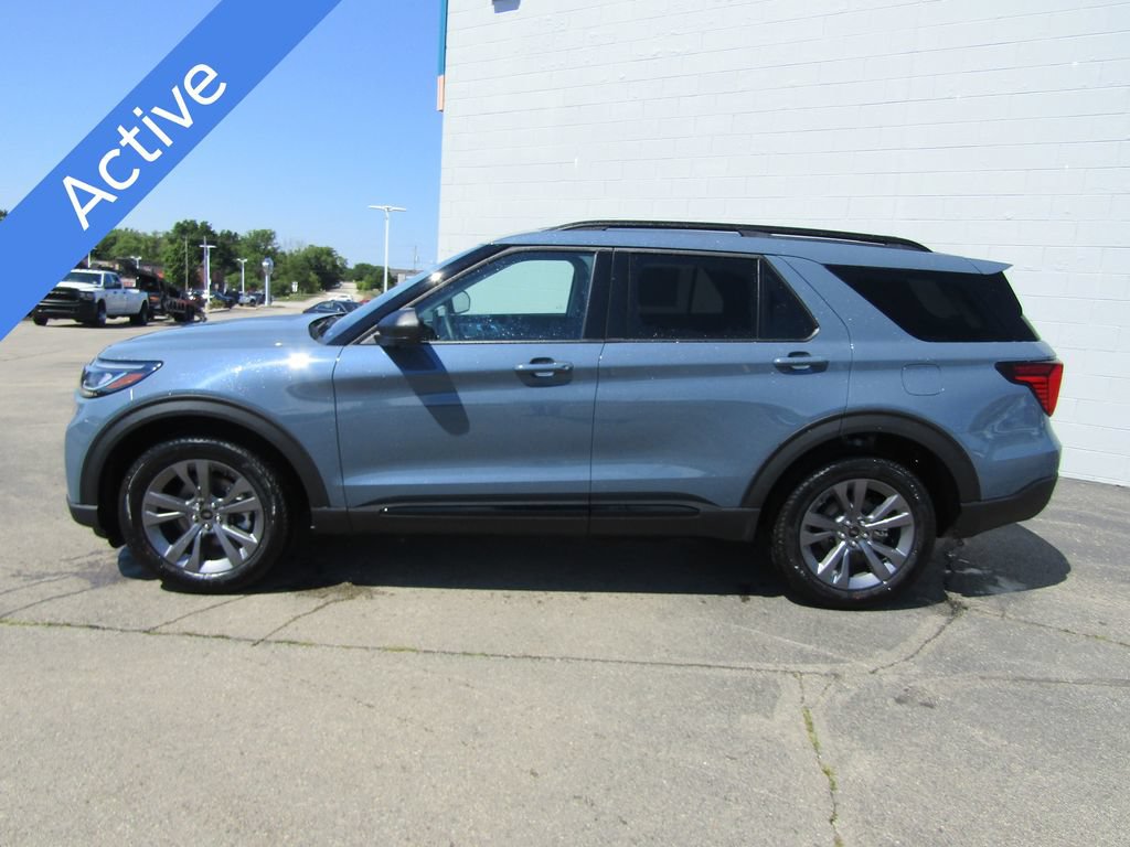 New 2026 Ford Explorer Active w/ Active Comfort Package AWD/4WD image 2