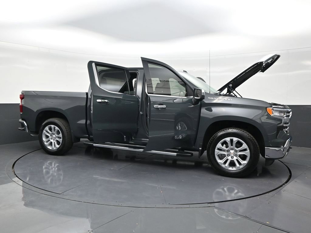 Used 2026 Chevrolet Silverado 1500 LTZ RWD image 34