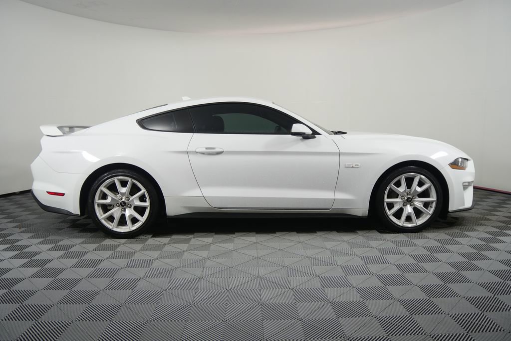 Used 2022 Ford Mustang GT Premium w/ Equipment Group 401A image 2