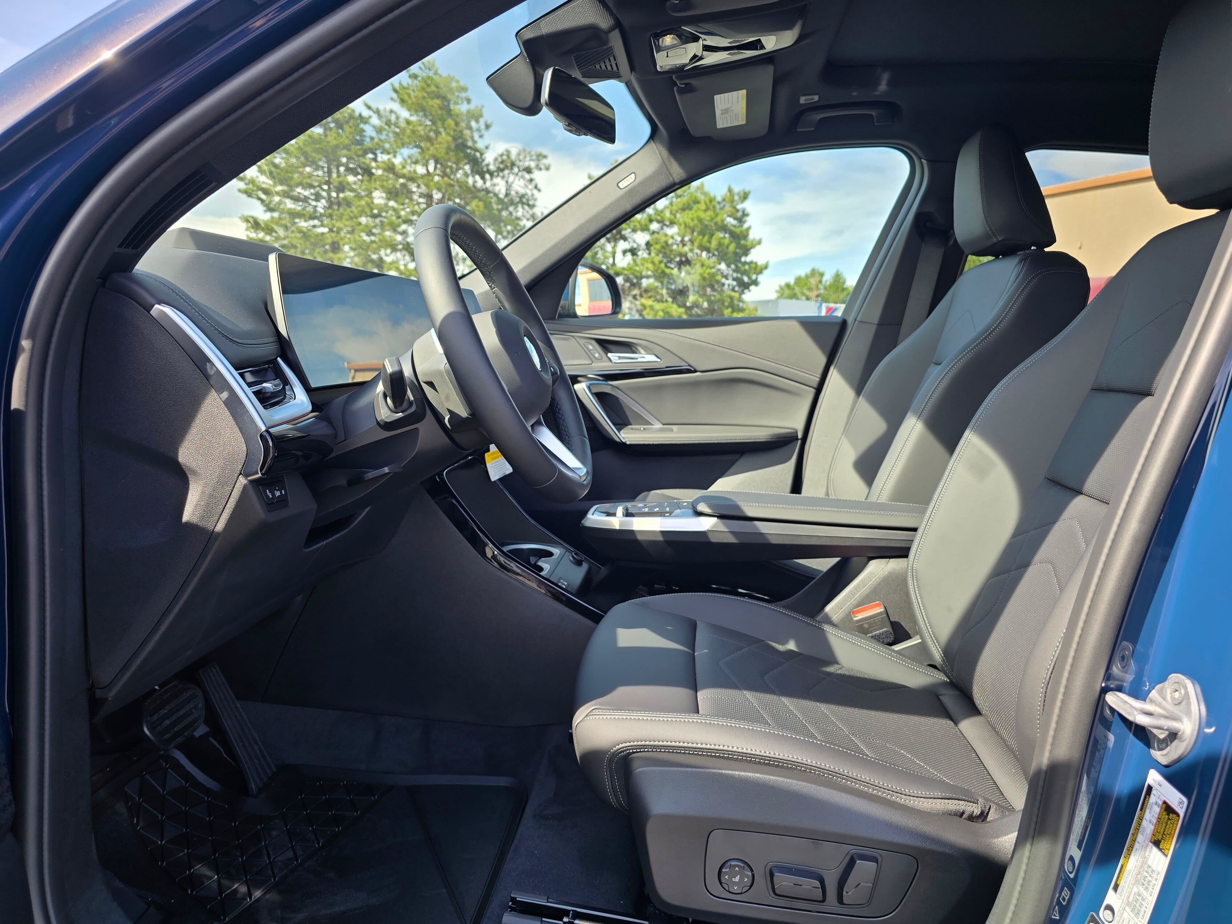 New 2026 BMW X1 xDrive28i w/ Technology Package AWD/4WD image 10