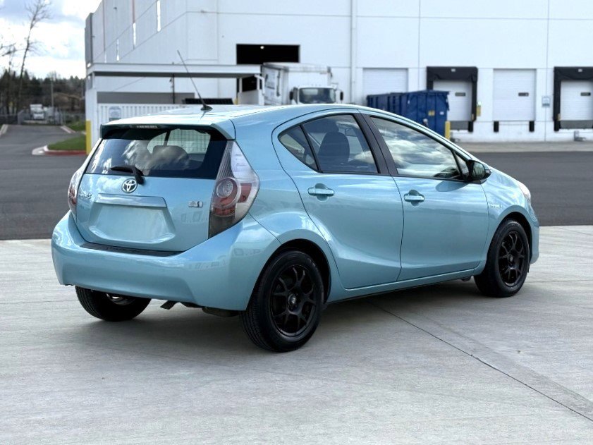 Used 2012 Toyota Prius C Two w/ Preferred Accessory Pkg #1 image 5