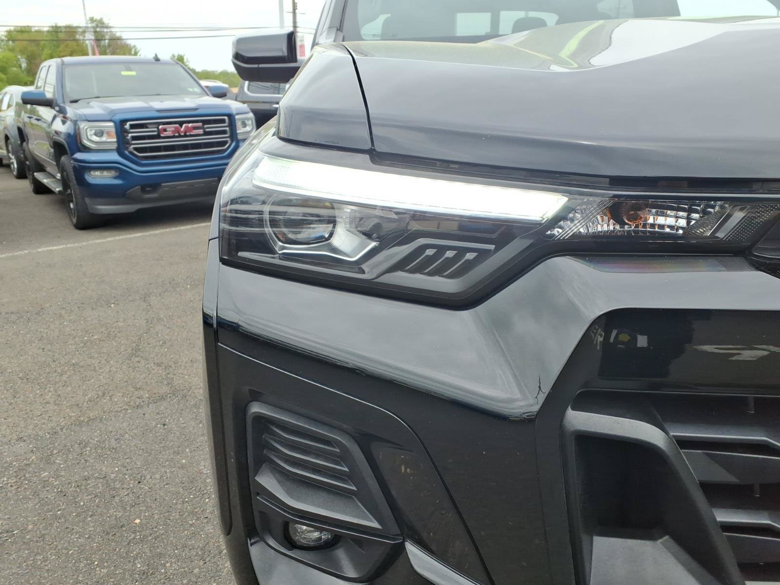 Used 2023 Chevrolet Colorado Z71 w/ Z71 Convenience Package 2 AWD/4WD image 11