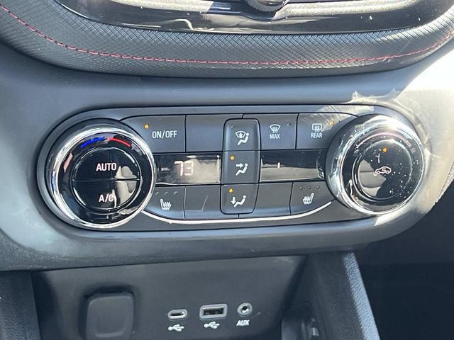 Used 2023 Chevrolet TrailBlazer RS w/ Sun and Liftgate Package FWD image 25